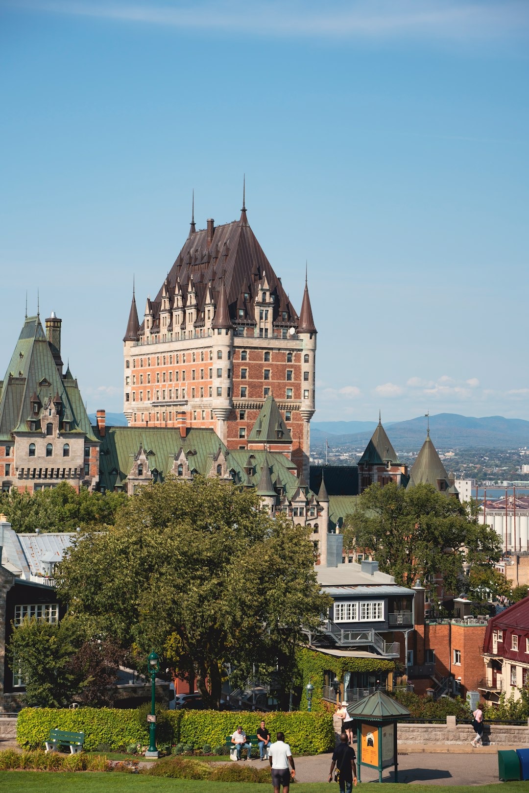 Vue du Château Frontenac dans la ville de Québec